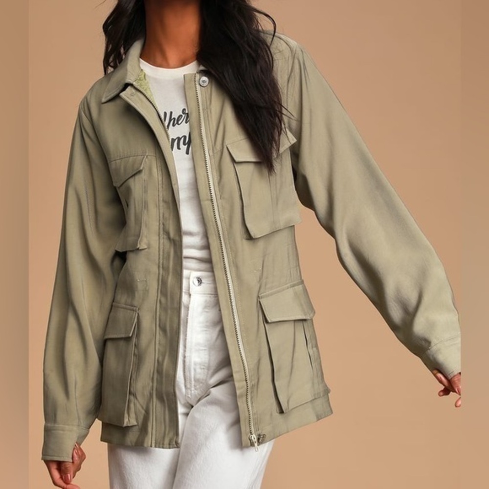 Lulu’s Mover and Shaker Olive Green Utility Jacket Women’s Size Medium